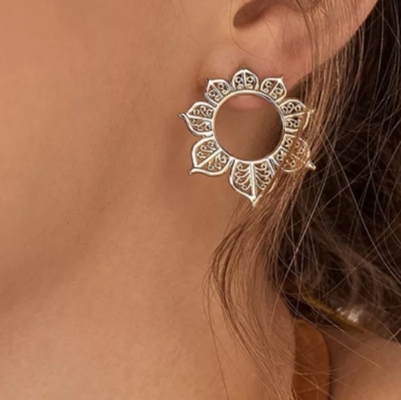 Nikkiwallflower Jewelry - *Stevie* Carved Ornate Earrings